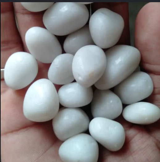 High Gloss Snow White Pebbles (Small Size 20kg)